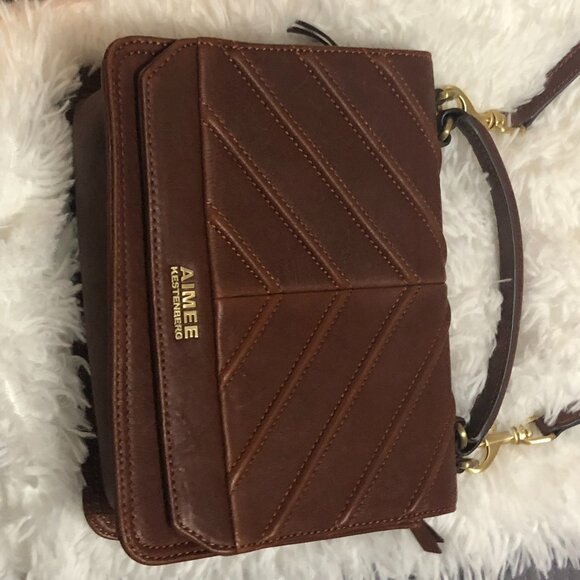 - Aimee Kestenberg - Expandable Leather Crossbody - Great Condition - Dust - Picture 2 of 9